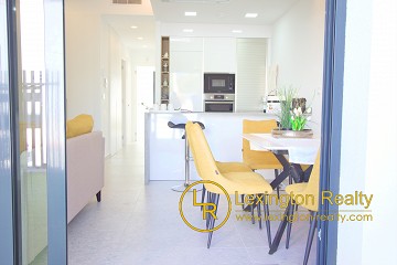 Apartment with amazing community in Torrevieja in Lexington Realty