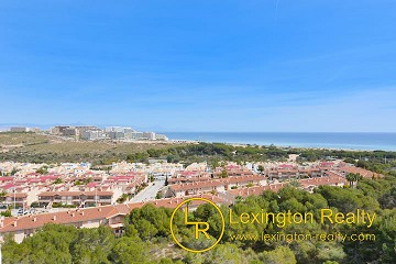 Top floor sea view apartment for sale in Gran Alacant in Lexington Realty