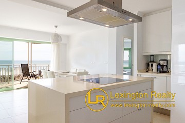 First line apartment for sale in Santa Pola in Lexington Realty