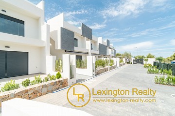Apartments for sale in Torrevieja  in Lexington Realty
