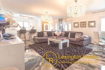 For sale in Gran Alacant ample villa in private location in Lexington Realty