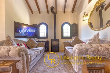 Tastefully refurbished villa in El Altet in Lexington Realty