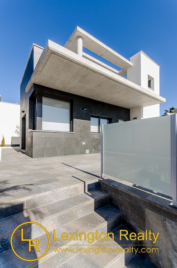 Modern Villa in Lorca ready to move into in Lexington Realty