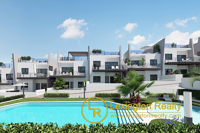 New semi-detached houses with pools in San Miguel de Salinas