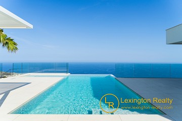 Exclusive detached villa with panoramic views of the Mediterranean sea in Lexington Realty