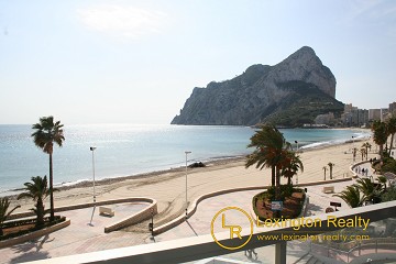 Frontline beach apartment in Calpe  in Lexington Realty