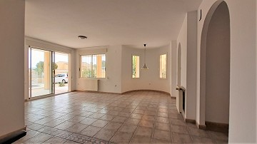 Fristående villa i Altea - Begagnade in Lexington Realty