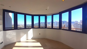 Benidorm apartment with panoramic views in Lexington Realty