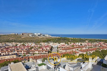 Penthouse in Gran Alacant - Wiederverkauf in Lexington Realty